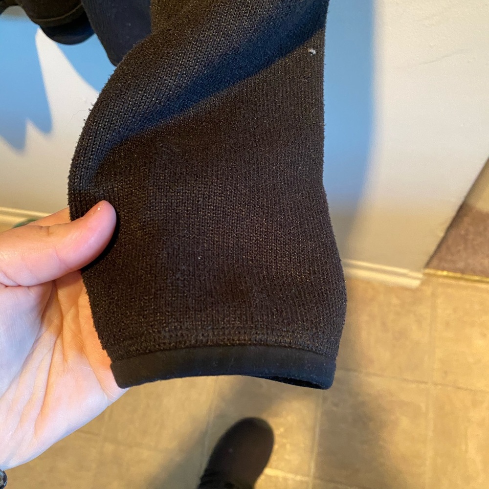 Women’s Patagonia Quarter Zip - Picture 6 of 8